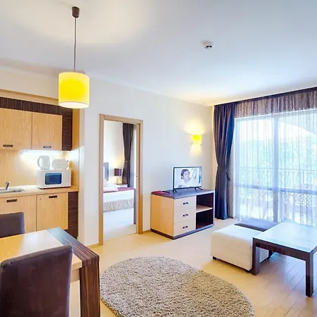 Majestic Aparthotel Sluneční pobřeží