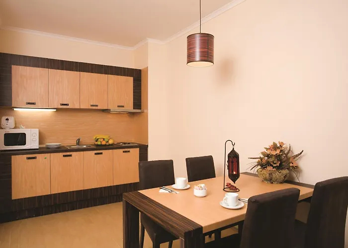 Majestic Appart hôtel 4*